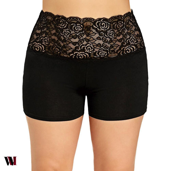 Plus Size Lace Panel Scalloped Safety Shorts
