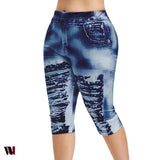 Plus Size 3D Ripped Jean Print Capri Leggings